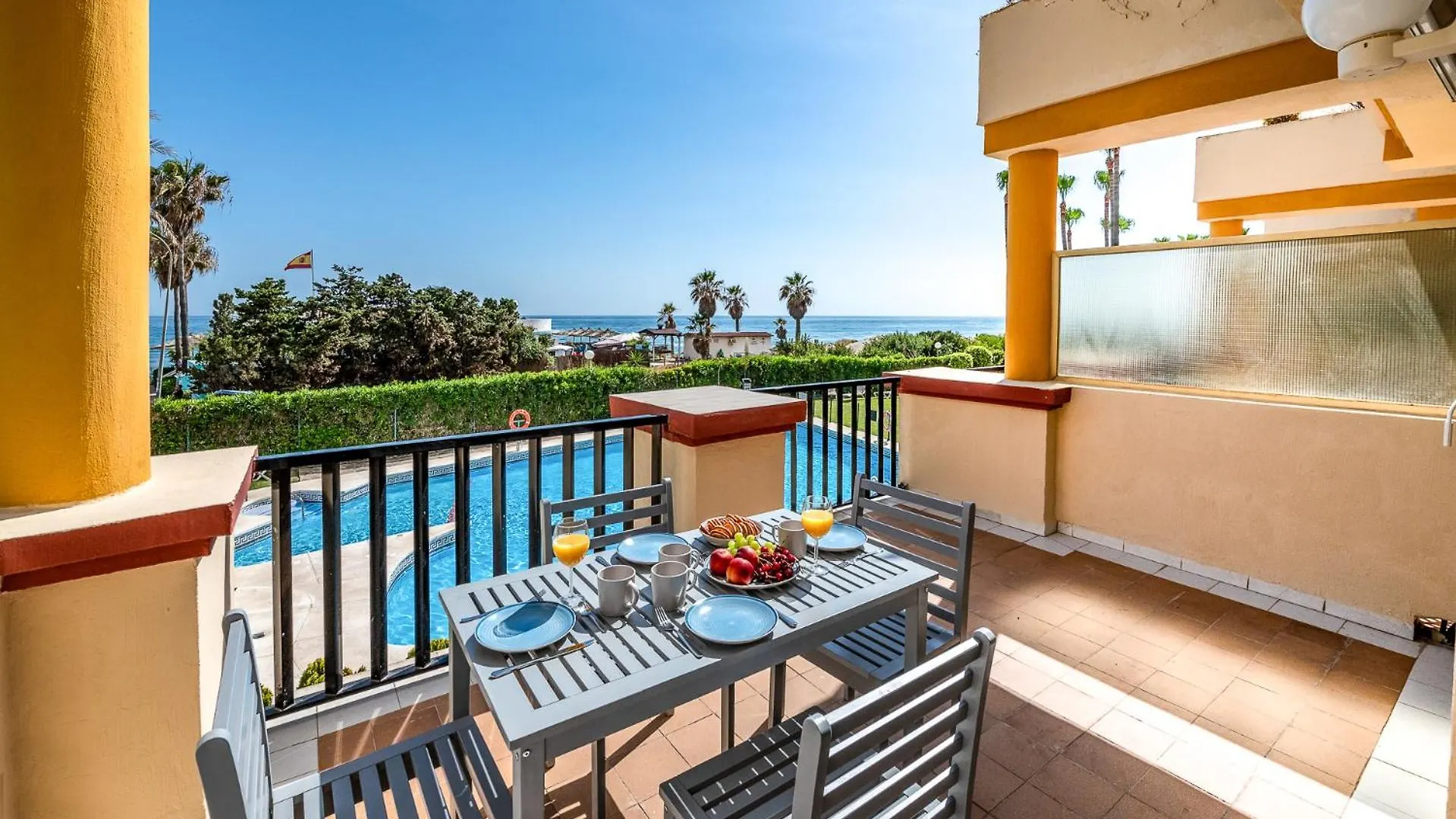 Oleholidays 1111 Romana Playa Vistas Al Mar Marbella Spain